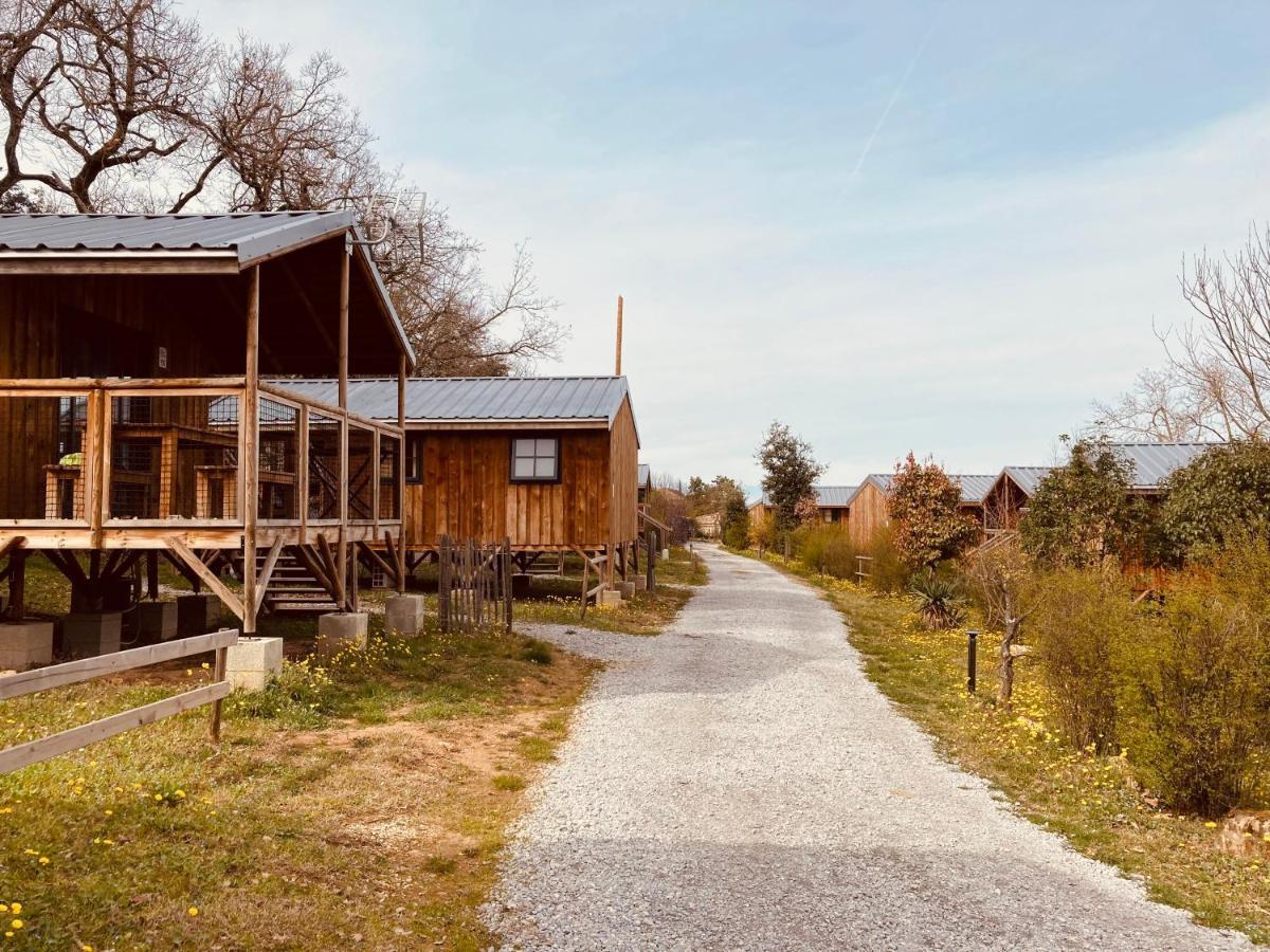 Lodges Du Camping Les 4 Saisons Grane Exteriör bild