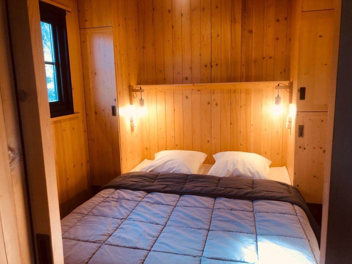 Lodges Du Camping Les 4 Saisons Grane Exteriör bild