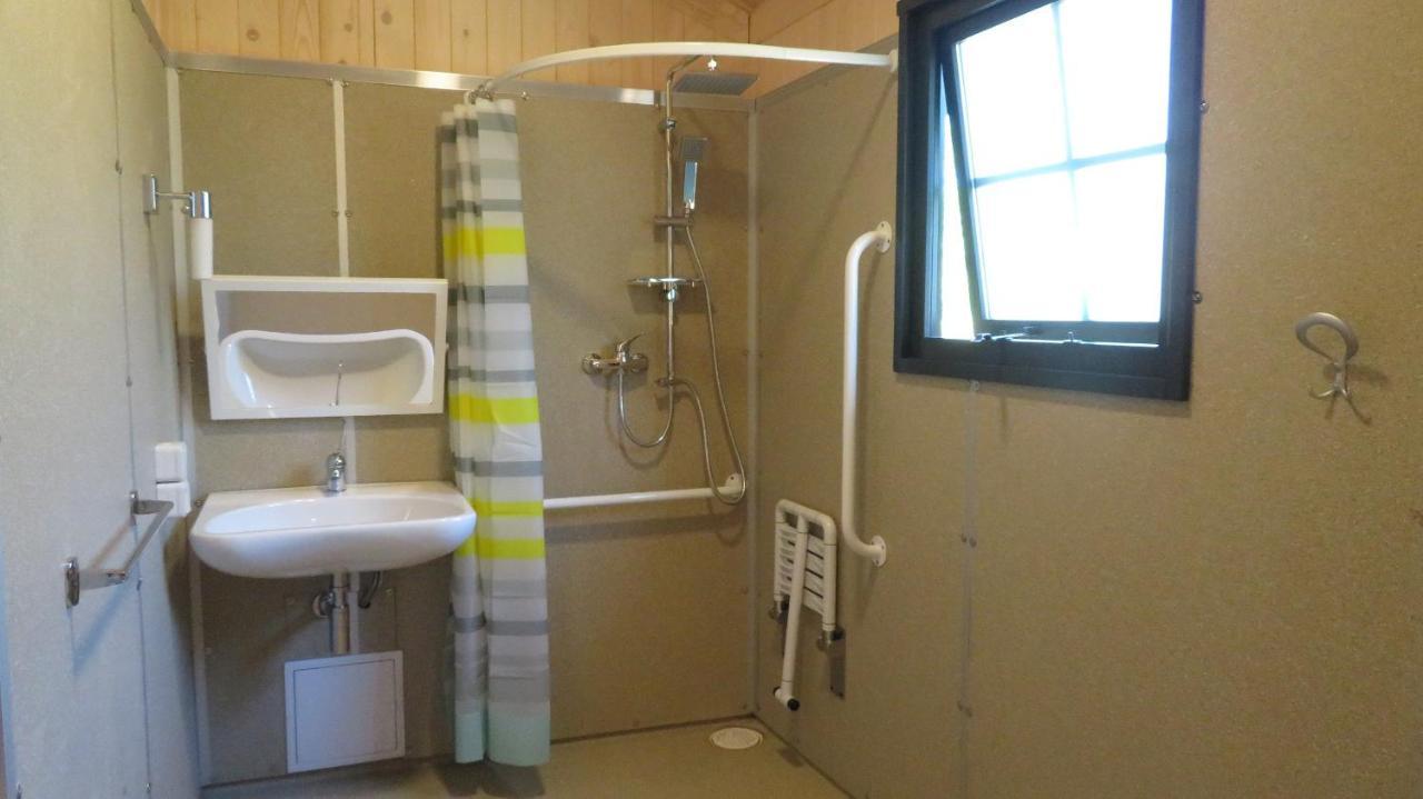 Lodges Du Camping Les 4 Saisons Grane Exteriör bild