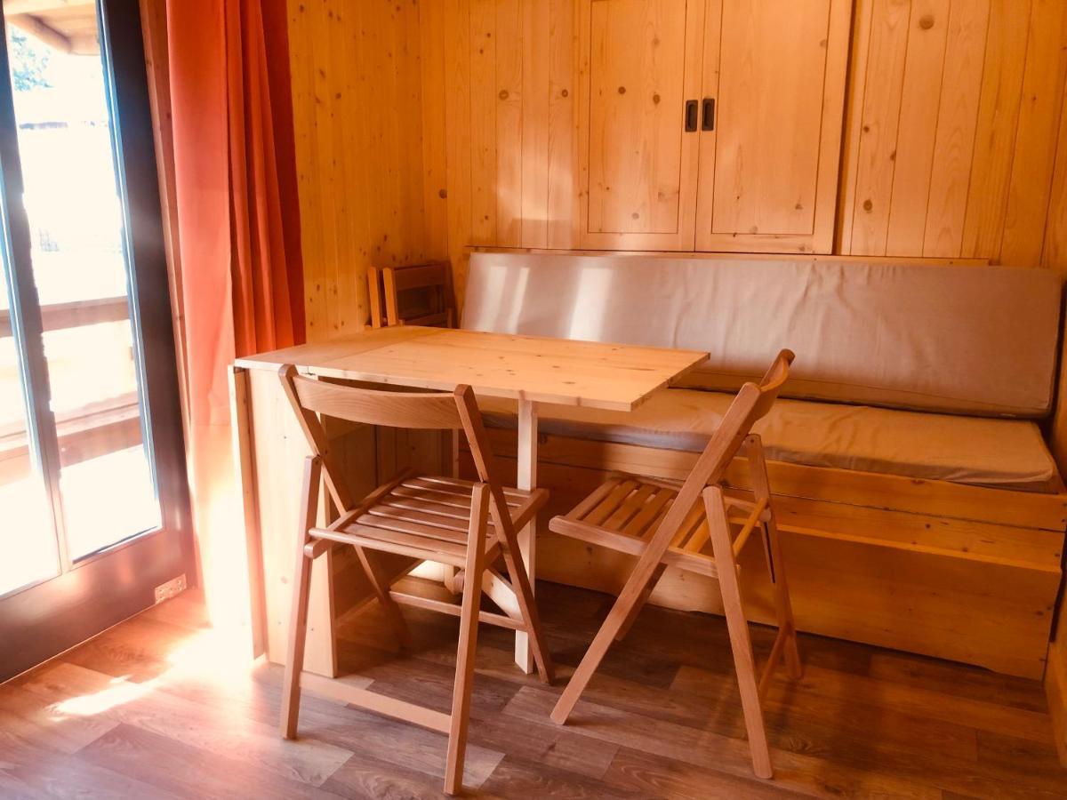 Lodges Du Camping Les 4 Saisons Grane Exteriör bild